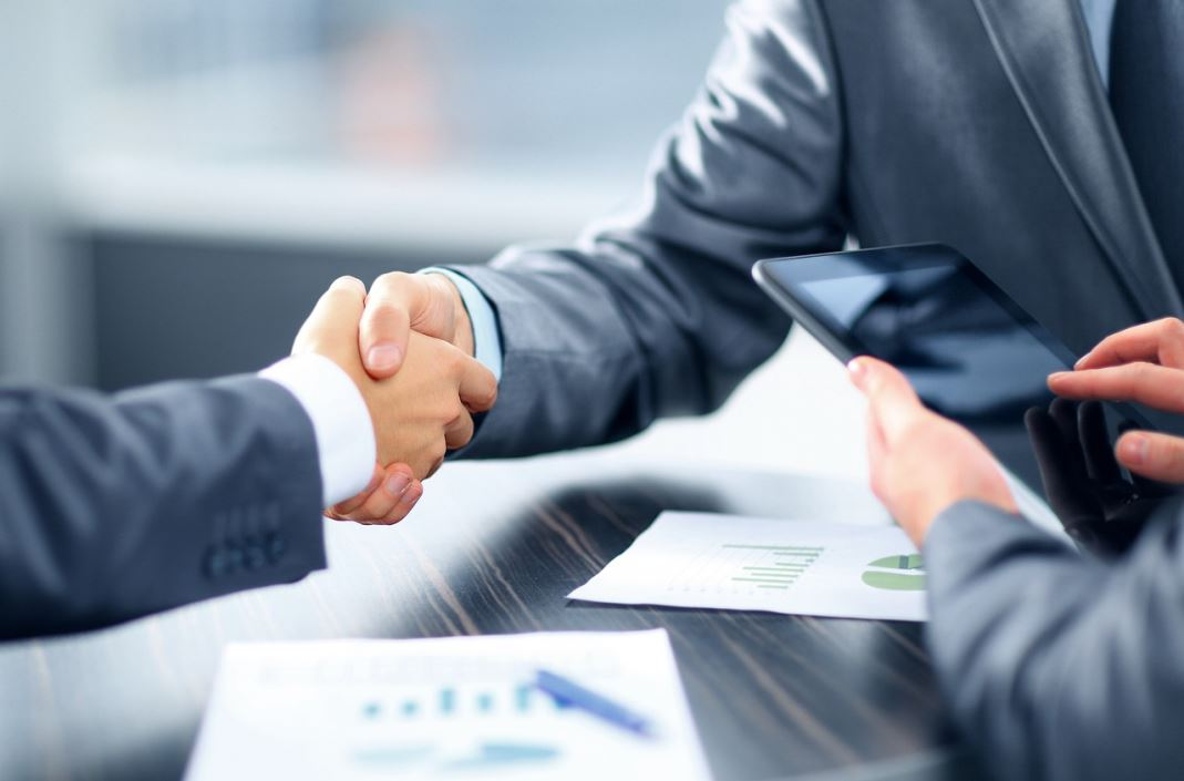 Comment repérer une cible d’acquisition : les 9 signaux qui révèlent une opportunité attractive